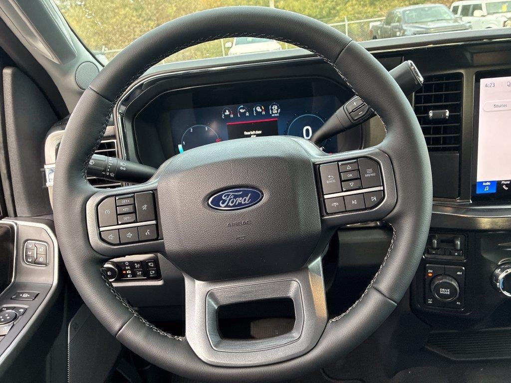 2027 Ford Super Duty F-350 Lariat