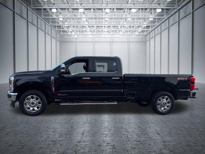 2027 Ford Super Duty F-350 Lariat