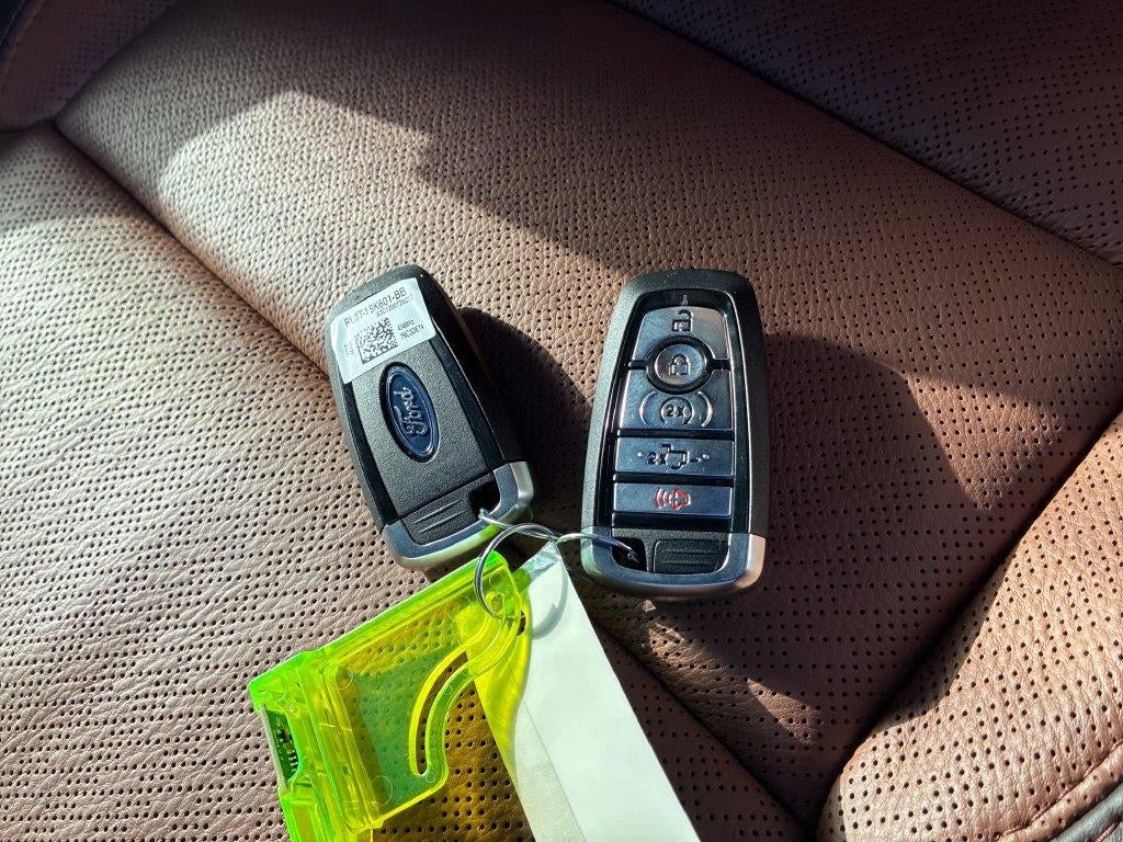 2027 Ford Super Duty F-350 King Ranch
