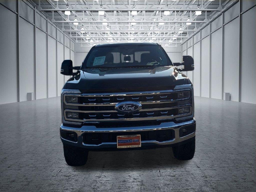 2027 Ford Super Duty F-350 Lariat