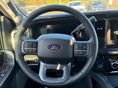 2027 Ford Super Duty F-350 Lariat
