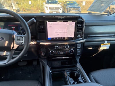 2027 Ford Super Duty F-350 Lariat