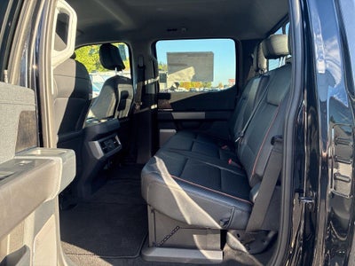 2027 Ford Super Duty F-350 Lariat