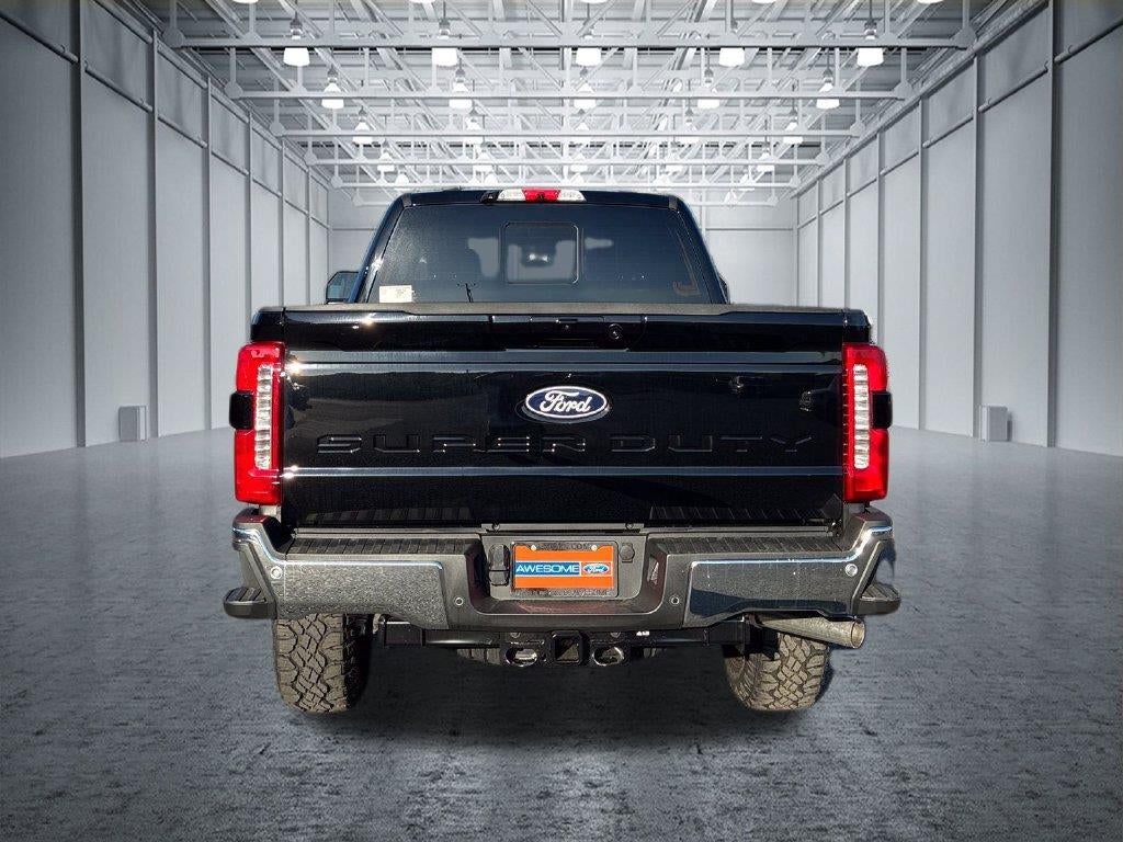 2027 Ford Super Duty F-350 Lariat