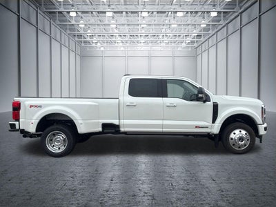2026 Ford F-450SD Platinum DRW