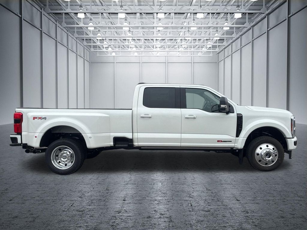 2026 Ford F-450SD Platinum DRW
