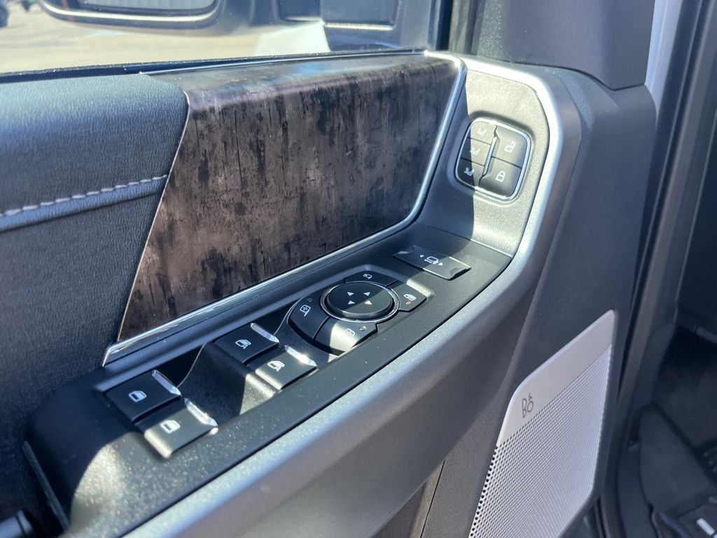 2025 Ford F-450SD Lariat DRW