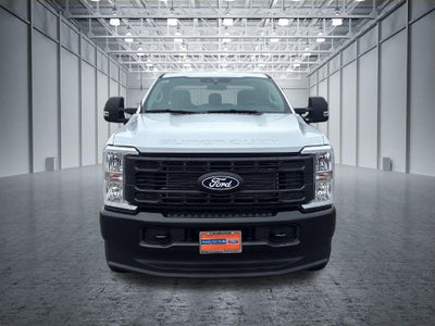 2027 Ford Super Duty F-350 SRW XL