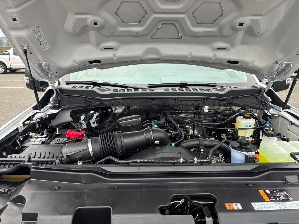 2027 Ford Super Duty F-350 SRW XL