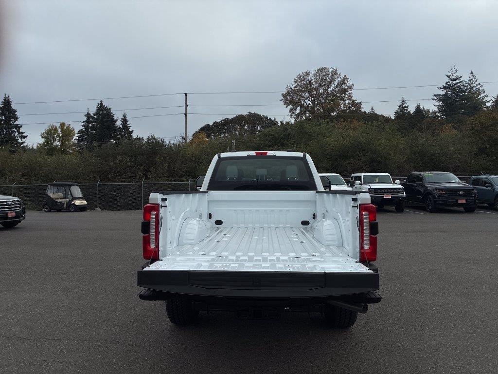 2027 Ford Super Duty F-350 SRW XL