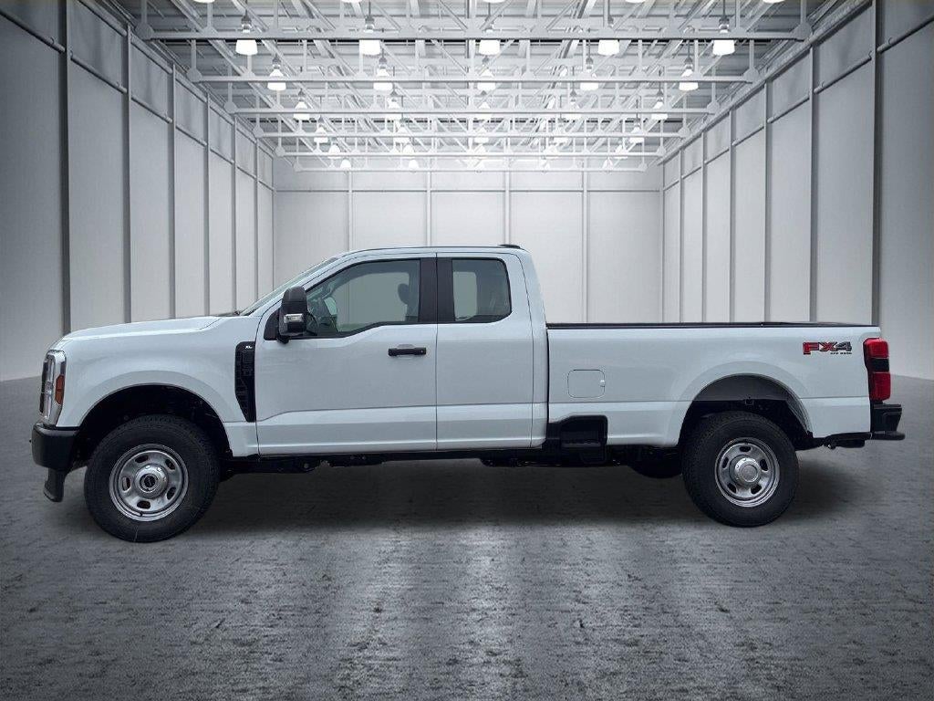 2027 Ford Super Duty F-350 SRW XL