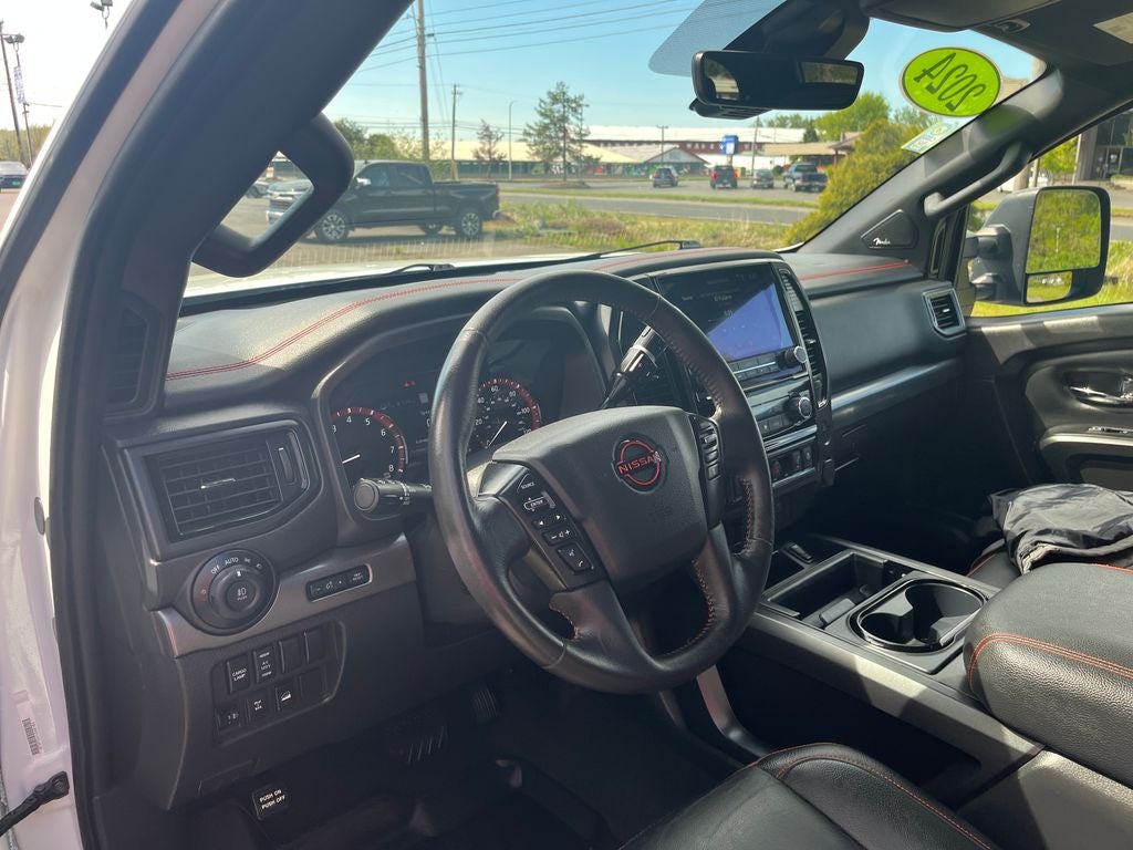 2024 Nissan Titan PRO-4X