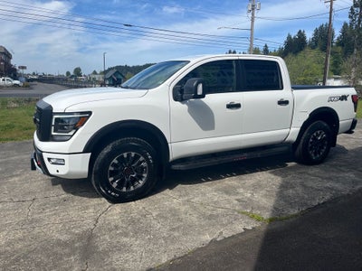 2024 Nissan Titan PRO-4X