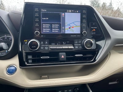 2022 Toyota Highlander Hybrid XLE