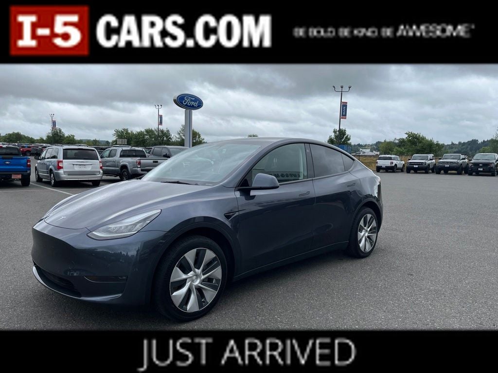2021 Tesla Model Y Long Range Dual Motor All-Wheel Drive's photo