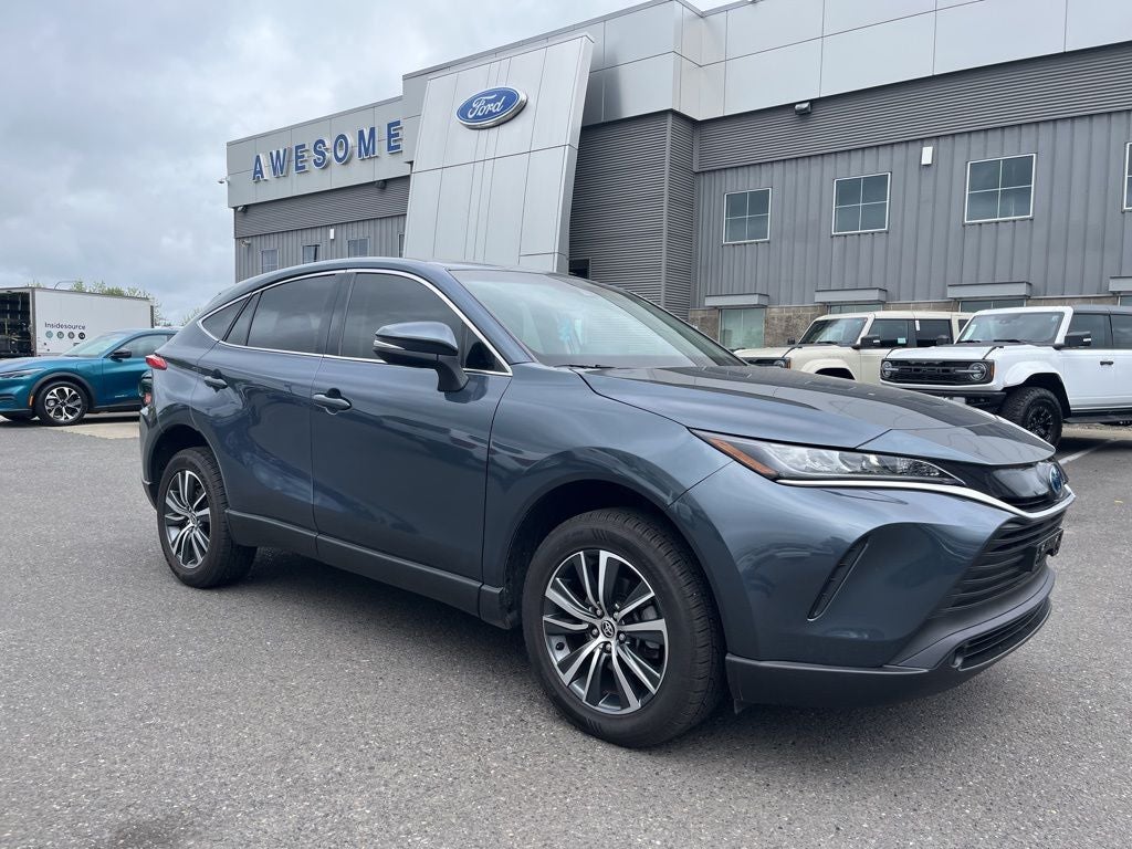 2022 Toyota Venza LE