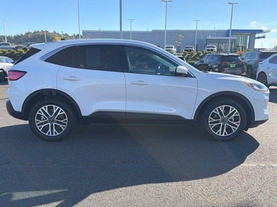 2022 Ford Escape Hybrid SEL