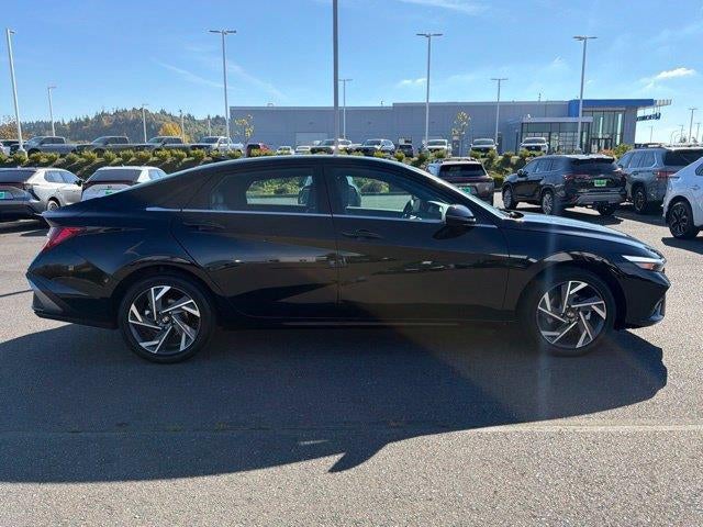 2025 Hyundai Elantra Hybrid Limited