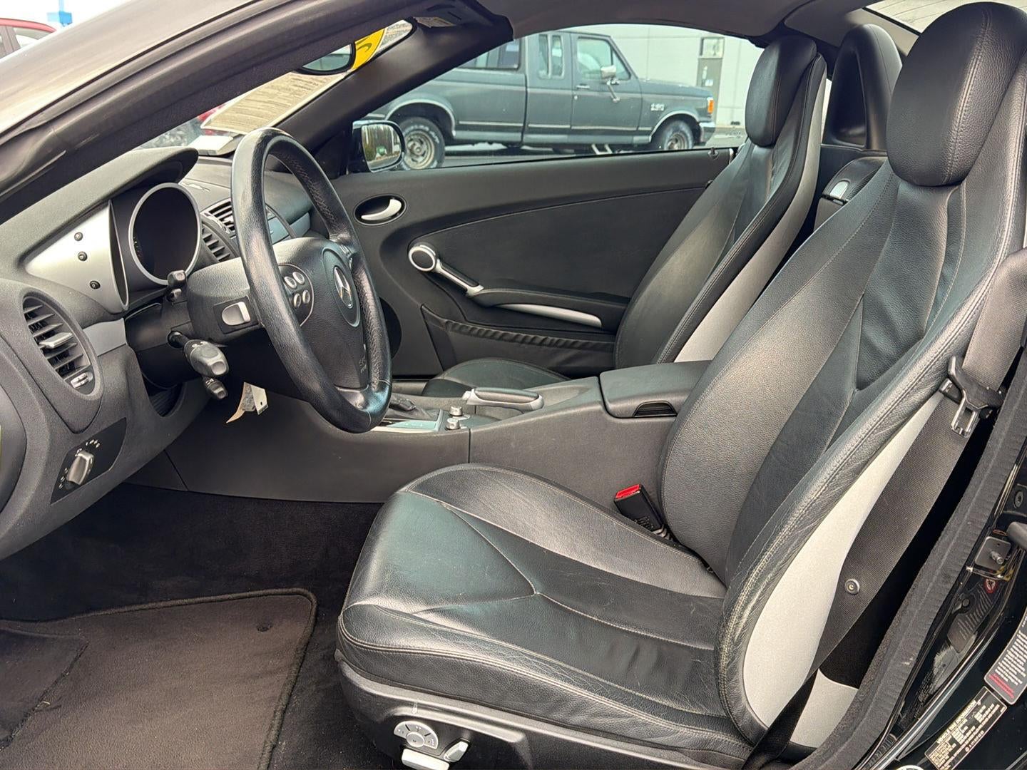 2005 Mercedes-Benz SLK Roadster 3.5L